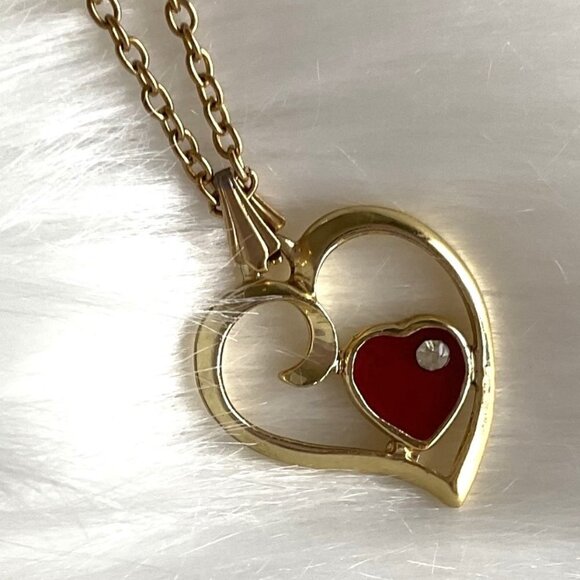VINTAGE RED HEART NECKLACE - Picture 4 of 10